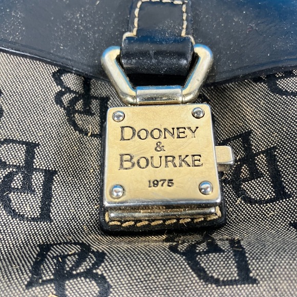 Dooney & Bourke black and grey duffle bag with 2 pockets Zippered Compartment - Picture 7 of 10